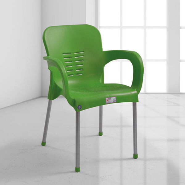 Сгъваема маса 80х80 + 4 удобни стола с подлакътници – за двор, балкон, тераса