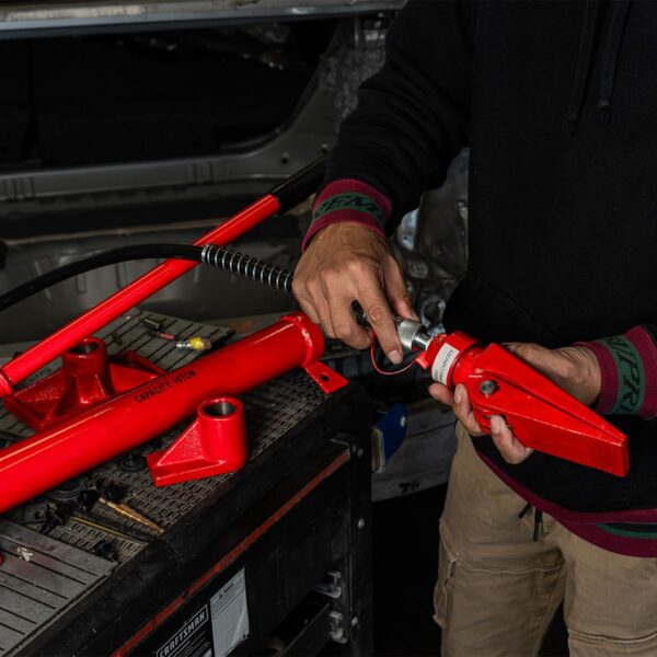 Хидравлична Разпъвачка 10тона KraftWorld – 16 Части