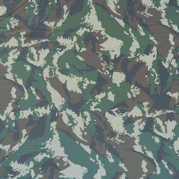 Камуфлажно платнище за шатра 3×3 – Водоустойчиво и UV защитено покривало за градинска сгъваема тента