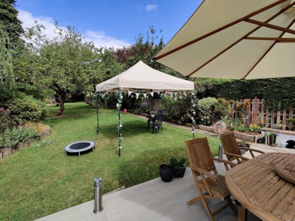 Сгъваема Градинска Шатра 3×3м тип Хармоника – стабилна, водоустойчива и лесна за разпъване