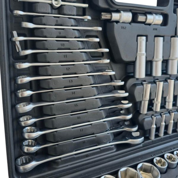 Професионално гедоре 216 части KraftWorld PRO Series – с ключове 8-19мм и тесчотки 1/2, 3/8, 1/4