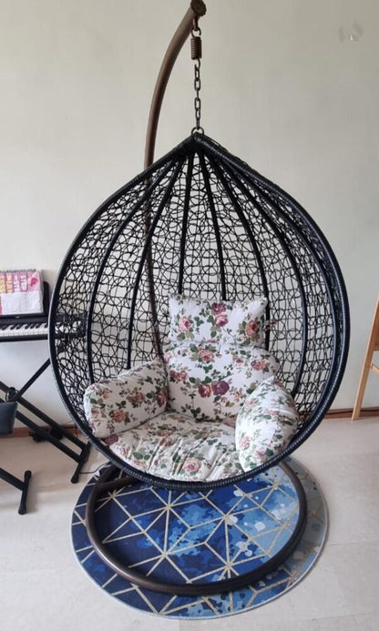 Голяма Черна Градинска Люлка – Висящ Ратанов Стол