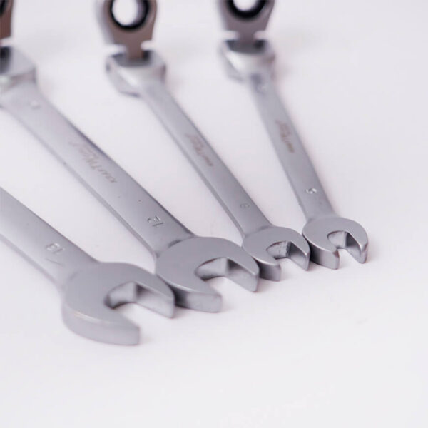 KraftWorld Комплект Тресчотни Ключове 22 Части – 6-32 мм с Чупещо Рамо