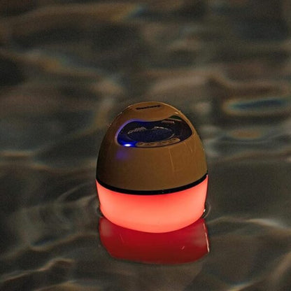 Плаваща Bluetooth Колонка за Басейн Bestway с Bluetooth и LED осветление