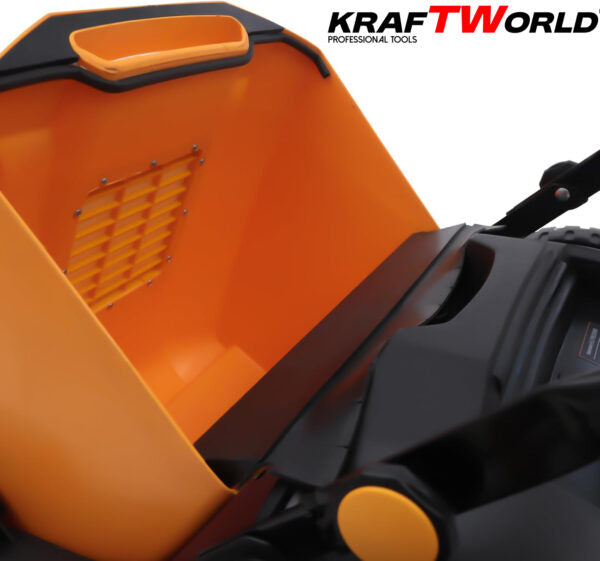 Механична машина за метене KraftWorld с 45л контейнер и 105см ширина