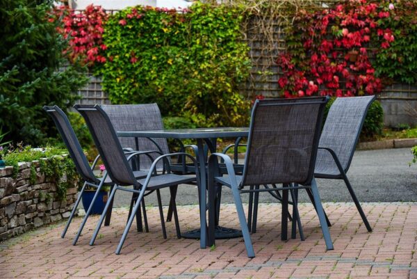 Градински комплект Sorento – маса 80×80 см + 4 метални стола