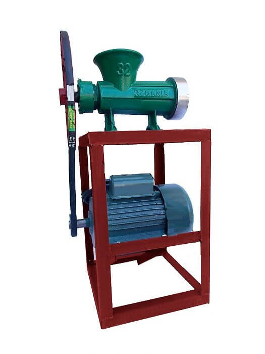 Електрическа Месомелачка Чугунена 32 номер с електромотор