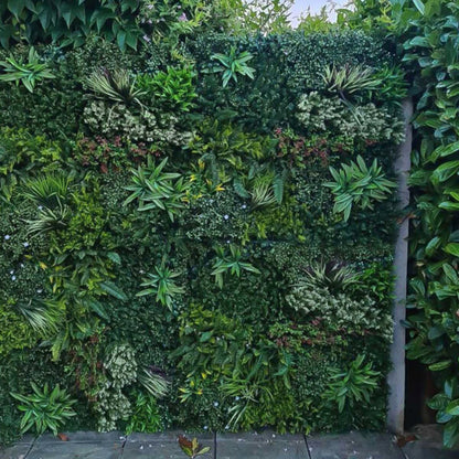 Декоративен Панел 1м² kw2735  – Изкуствена Зеленина с Папрат и Фаларис, UV Защита